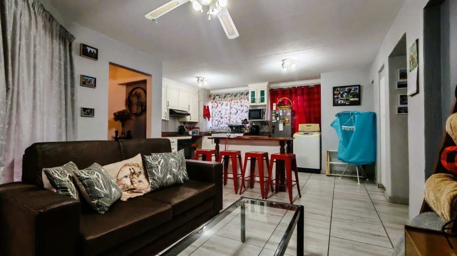 To Let 2 Bedroom Property for Rent in Vaalpark Free State